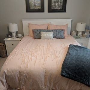 Queen size duvet cover with Queen Shams